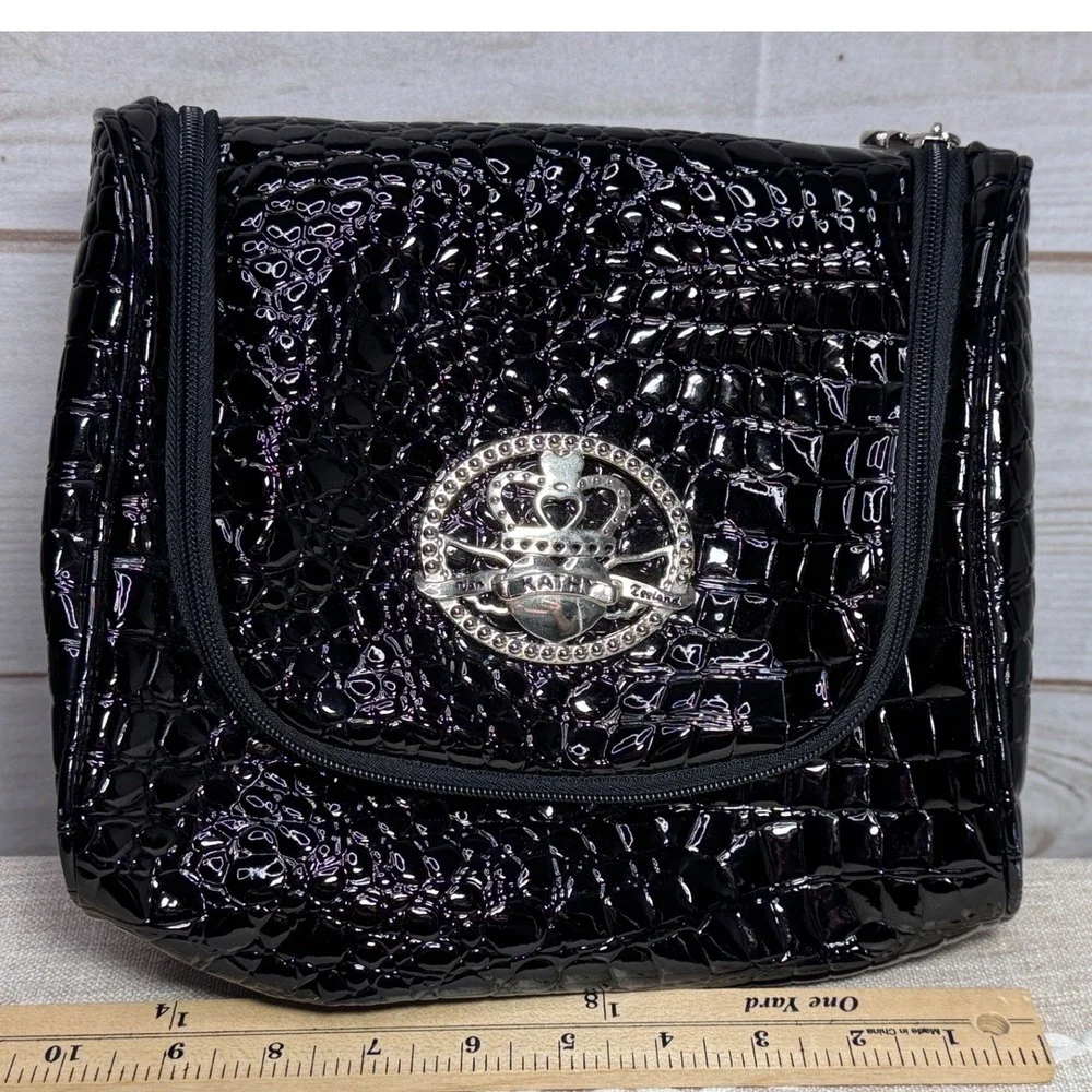 Kathy Van Zeeland Black Faux Croc Hanging Toiletry Bag Makeup Case Pink Lining